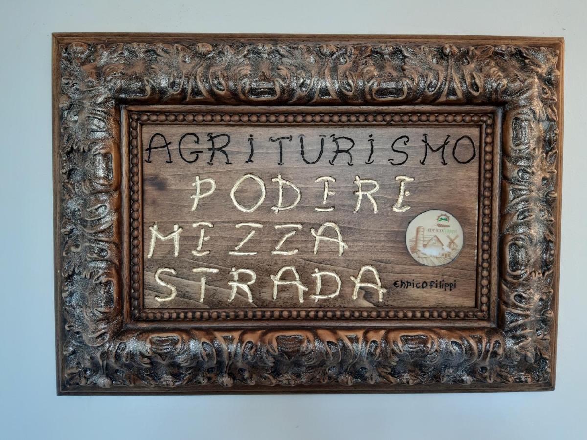 Agriturismo La Valle Della Lavanda - Podere Mezzastrada Fauglia Экстерьер фото