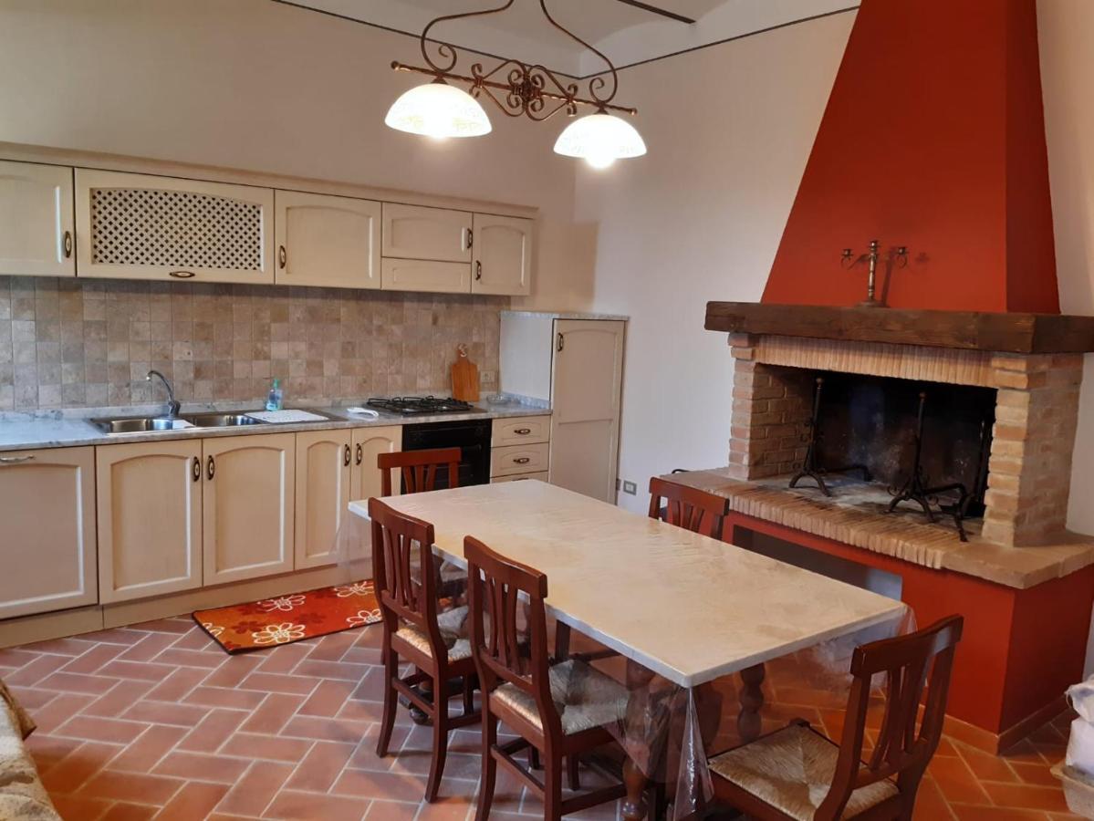 Agriturismo La Valle Della Lavanda - Podere Mezzastrada Fauglia Номер фото